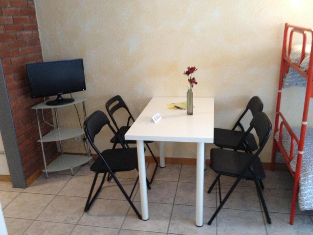 Residence Tell Chiasso Room photo